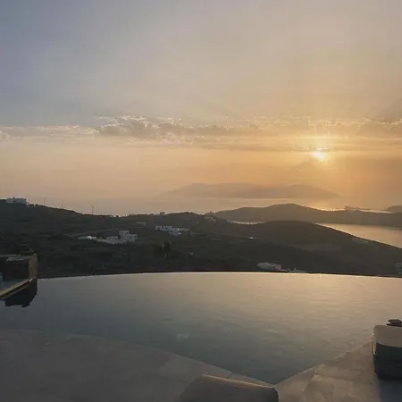 Alma Sunset Apartment